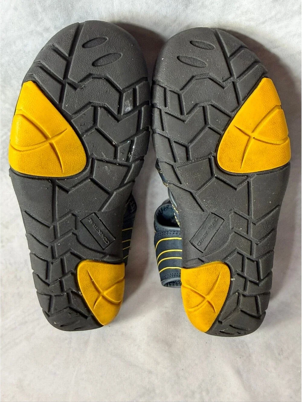 Ozark Trail Men’s Size 7 Blue Yellow Closed Toe Sport Water Hiking Sandals